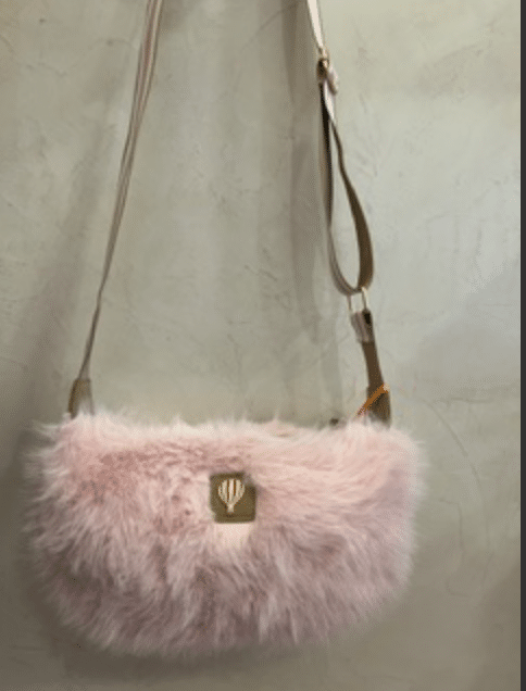 Sac fausse fourrure Budalli - Le Voyage en Panier -rose poudré